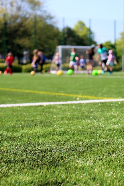 女子PGA尹伊娜领先5杆 张维维T8殷若宁刘艳晋级